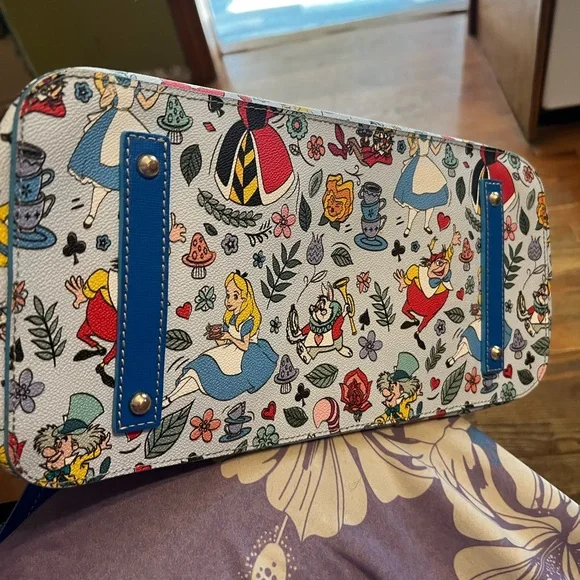 Dooney & Bourke Alice in Wonderland Tote Bag White Cream - Picture 7 of 8